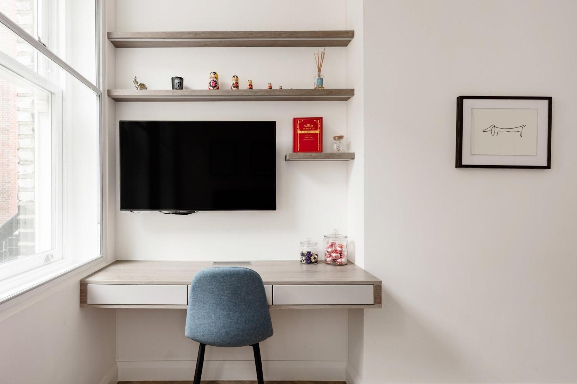 Modern Apartment & Rooms At Charing Cross Лондон Екстериор снимка